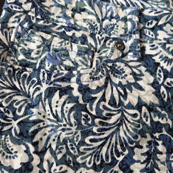 Capri Jeans Blue & White Floral Print - NWT Size 10 - Picture 4 of 10